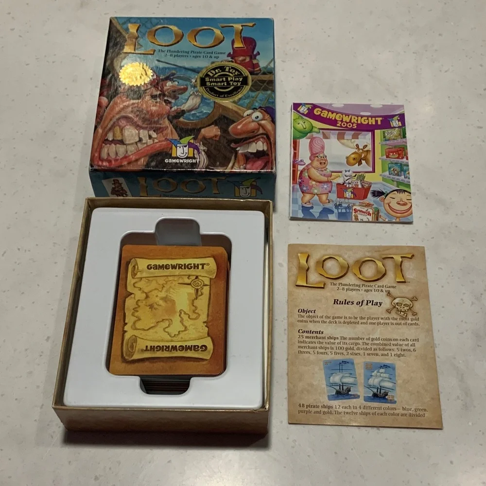 LOOT The plundering Pirate Card Game by -GameWright Mensa select & Dr Toy award